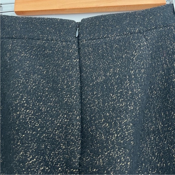 Elegant Black Glitter Skirt - Picture 3 of 7